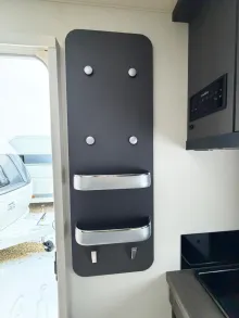 Fahrzeugbild Hobby De Luxe 460 SL/Bettverbreitung/Vorzeltsteckdose #20