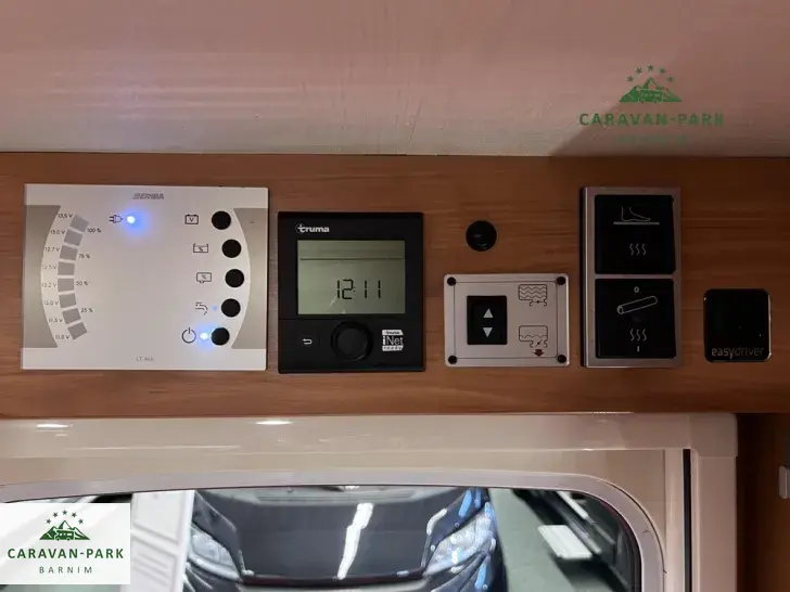 Fahrzeugbild Hymer Eriba Nova SL 485 #24