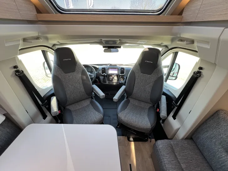 Fahrzeugbild Bürstner Campeo TD 690 G #22