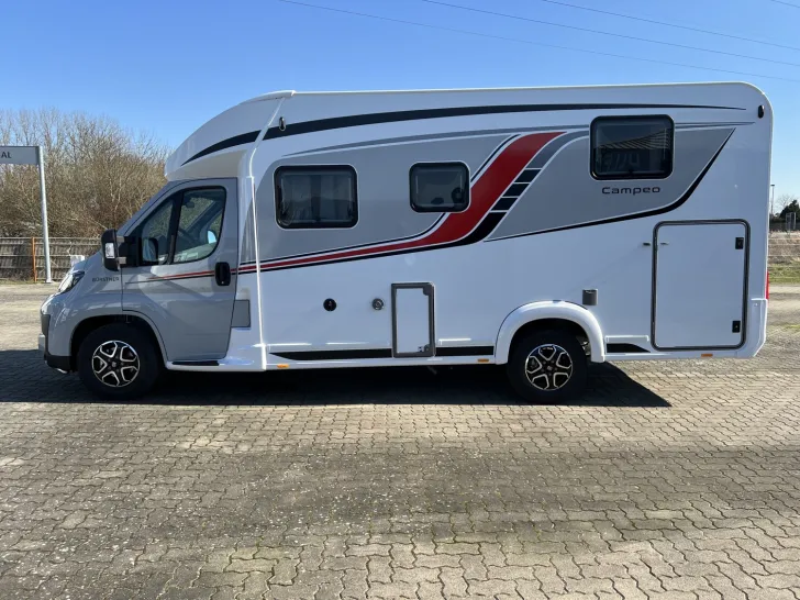 Fahrzeugbild Bürstner Campeo TD 690 G #26