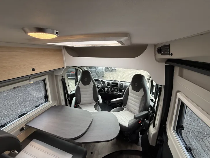 Fahrzeugbild Sunlight Adventure Cliff 640 Fiat #7