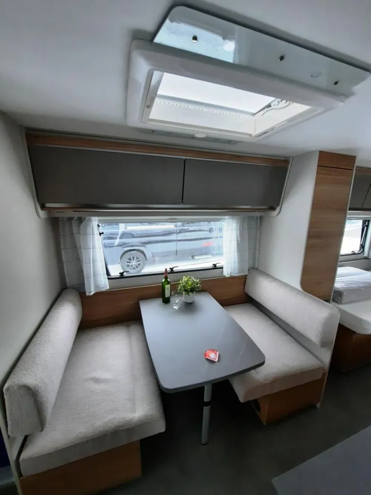 Fahrzeugbild Dethleffs Nomad 490 EST Verfüg./Sparen Sie 7.445,- € #10