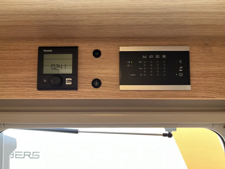 Fahrzeugbild Knaus SKY TI 700 MEG #16