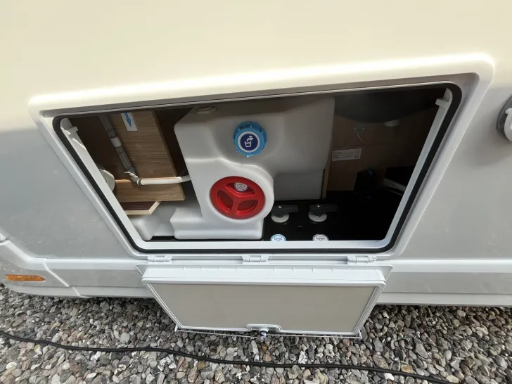 Fahrzeugbild Knaus SKY TI 700 MEG #19