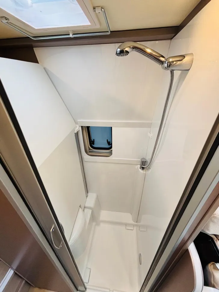 Fahrzeugbild Bürstner Eliseo C642 ++MEGA-DEAL++ #13