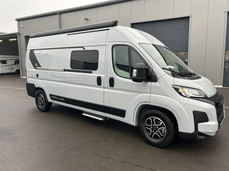 Fahrzeugbild Bürstner Papillon PC6.0 AT8G+Design/Komfort/Licht/Küchen Pack #4