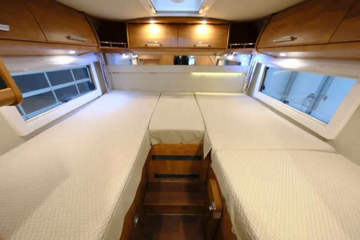 Fahrzeugbild Carthago Chic -C line I 4.8LE/Automatik/Einzelbetten+Hub. #13