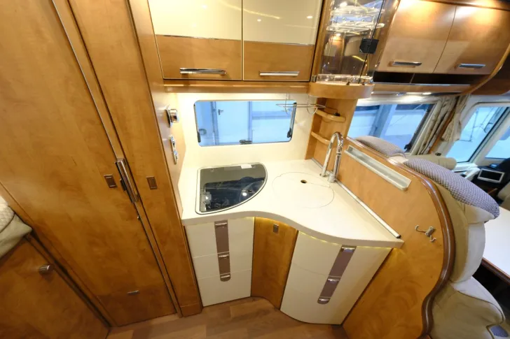 Fahrzeugbild Carthago Chic -C line I 4.8LE/Automatik/Einzelbetten+Hub. #15