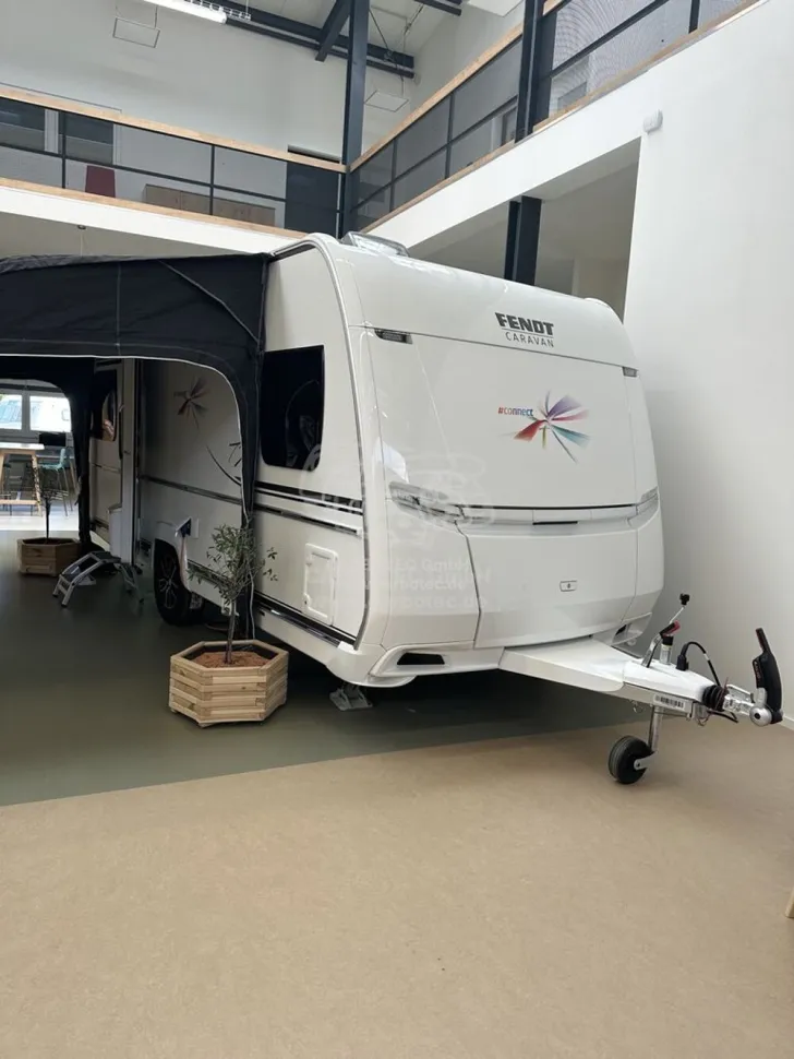 Fahrzeugbild Fendt Apero #connect 495 #1