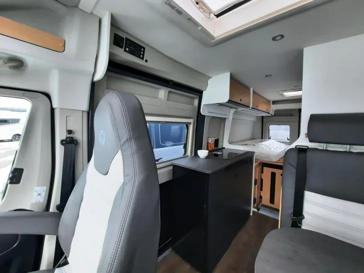 Fahrzeugbild Sunlight Camper Van Cliff 640 X Verfüg./Sparen Sie 6.434,- € #7
