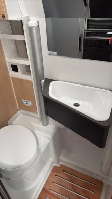 Toilette Sunlight Camper Van CLIFF 640 X Automatik ACC Sofort verfügbar