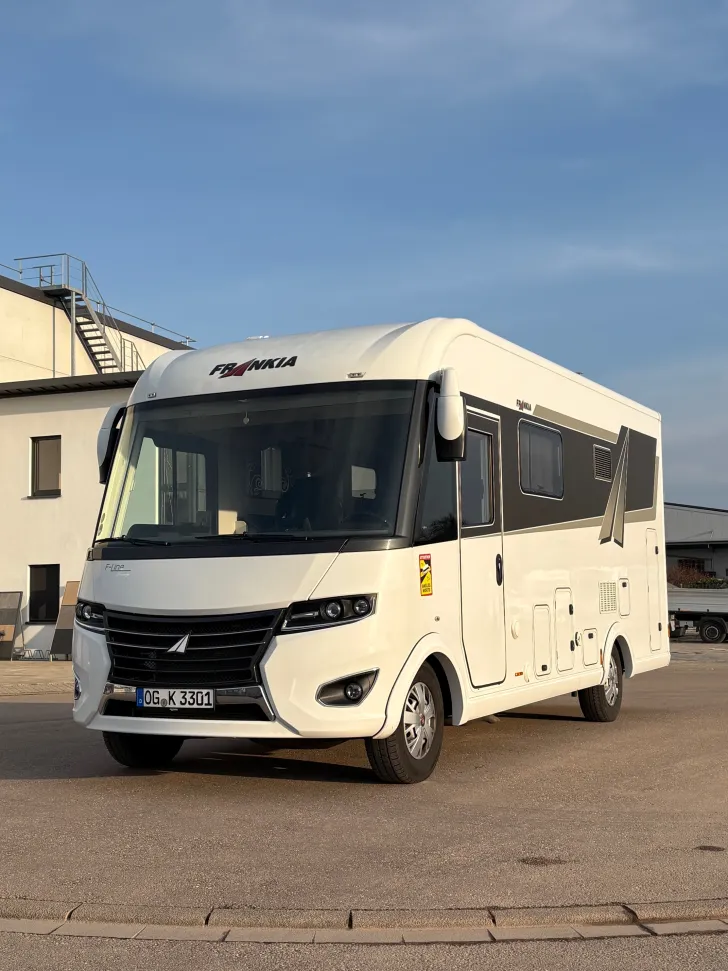 Fahrzeugbild Frankia F-Line I 680 SG #1