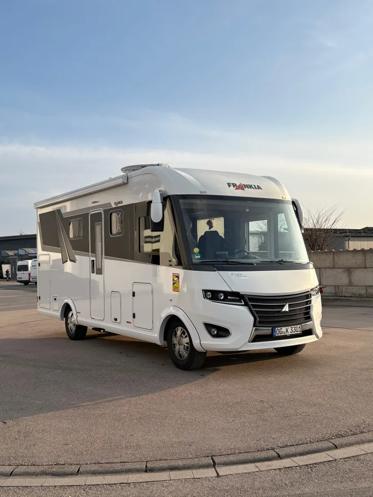 Fahrzeugbild Frankia F-Line I 680 SG #2