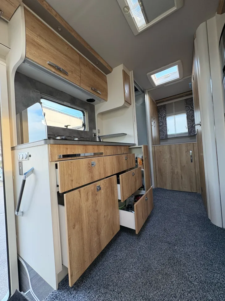 Fahrzeugbild Frankia F-Line I 680 SG #8