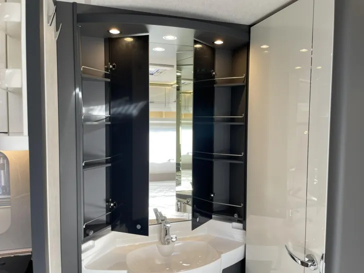 Fahrzeugbild Hobby Excellent 560 CFe MJ2026 #39