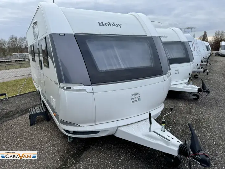 Fahrzeugbild Hobby De Luxe 495 WFB 1800 kg/Connect/Autarkvorb. #1
