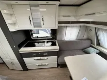 Fahrzeugbild Hobby De Luxe 495 WFB 1800 kg/Connect/Autarkvorb. #11