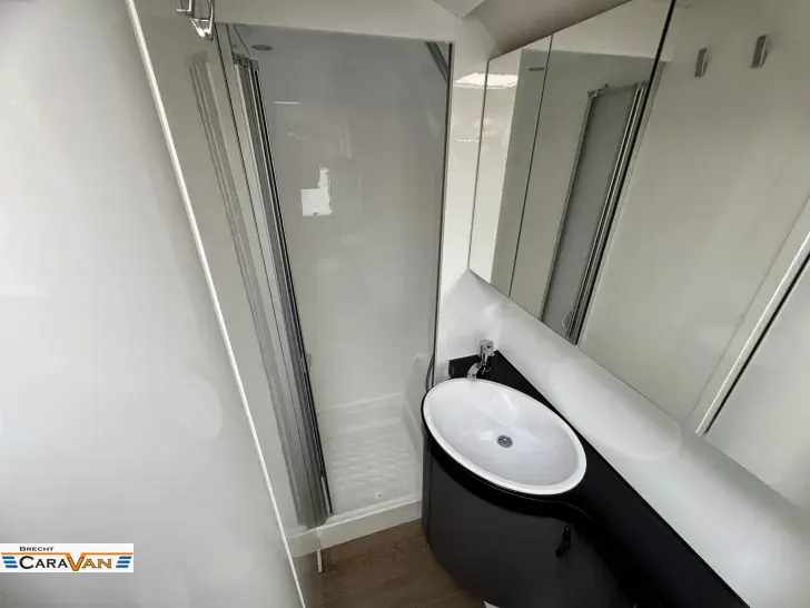 Fahrzeugbild Hobby De Luxe 495 WFB 1800 kg/Connect/Autarkvorb. #9