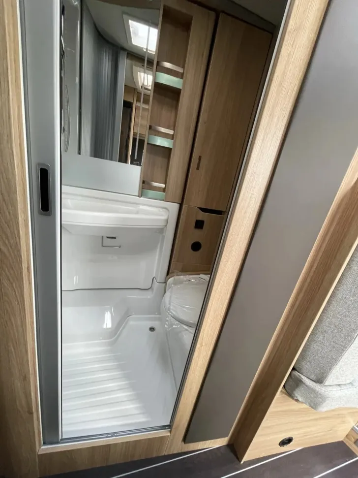 Fahrzeugbild Knaus Sky Ti PLATINUM SELECTION 650 MEG #7