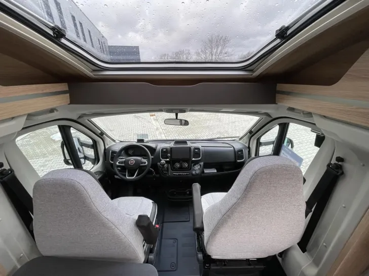 Fahrzeugbild Knaus Sky Ti PLATINUM SELECTION 650 MEG #10