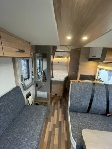 Fahrzeugbild Weinsberg CaraSuite 650 MF mit Hubbett #6