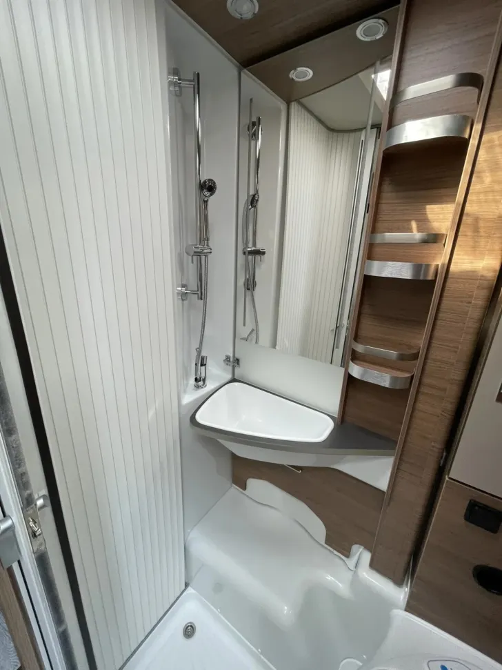 Fahrzeugbild Knaus L!VE I 650 MEG Live I #18