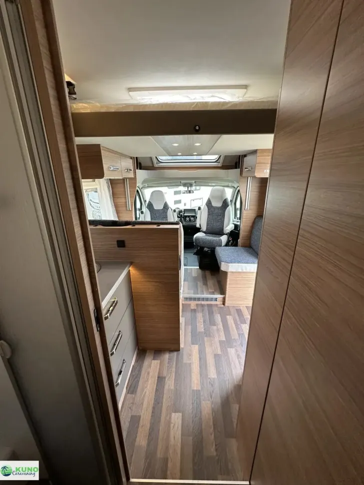 Fahrzeugbild Weinsberg CaraSuite 700 MEG Automatik #7