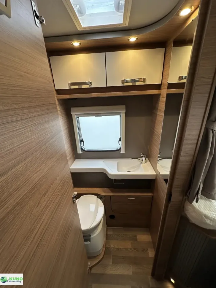 Fahrzeugbild Weinsberg CaraSuite 700 MEG Automatik #15