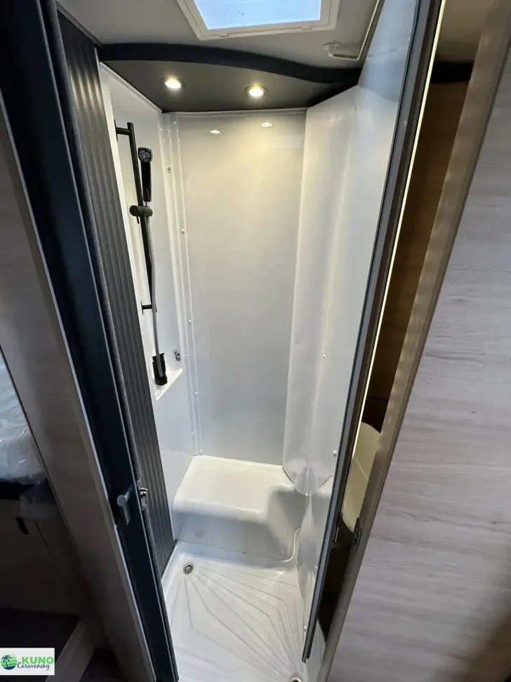 Fahrzeugbild Knaus L!VE TI PLATINUM SELECTION 650 MEG LIVE TI #15