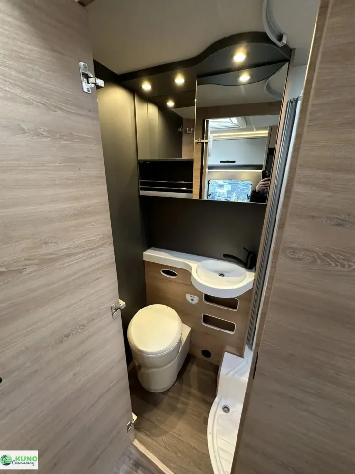 Fahrzeugbild Knaus L!VE I 700 MEG Live I mit Solar #14