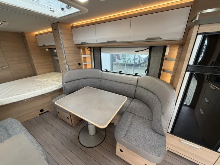 Fahrzeugbild Knaus Südwind BLACK SELECTION 650 PXB #5