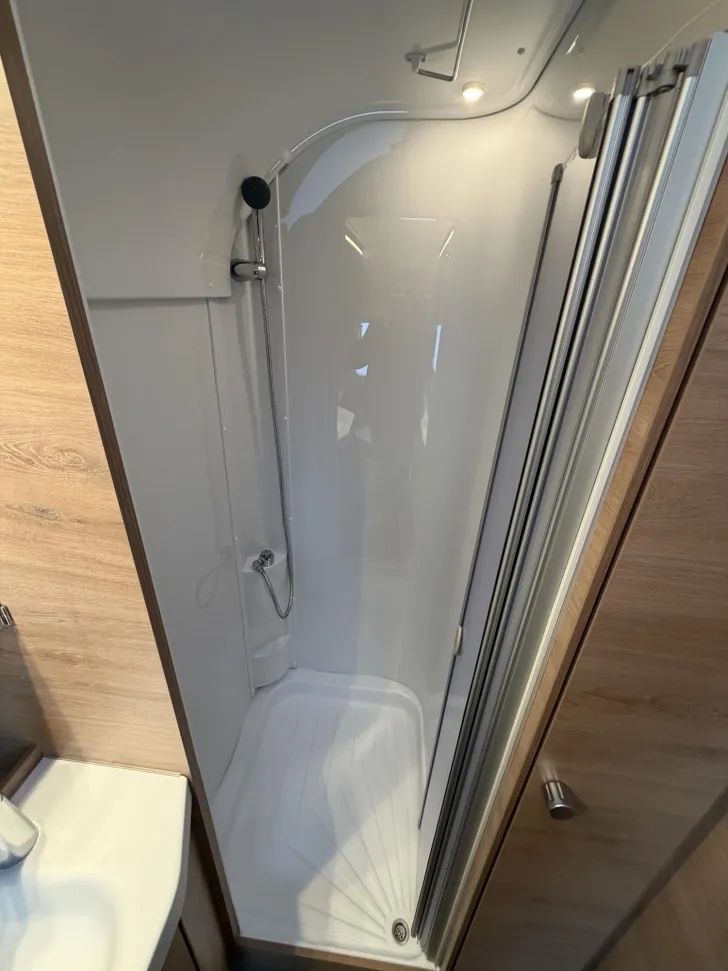 Fahrzeugbild Knaus Südwind BLACK SELECTION 650 PXB #17