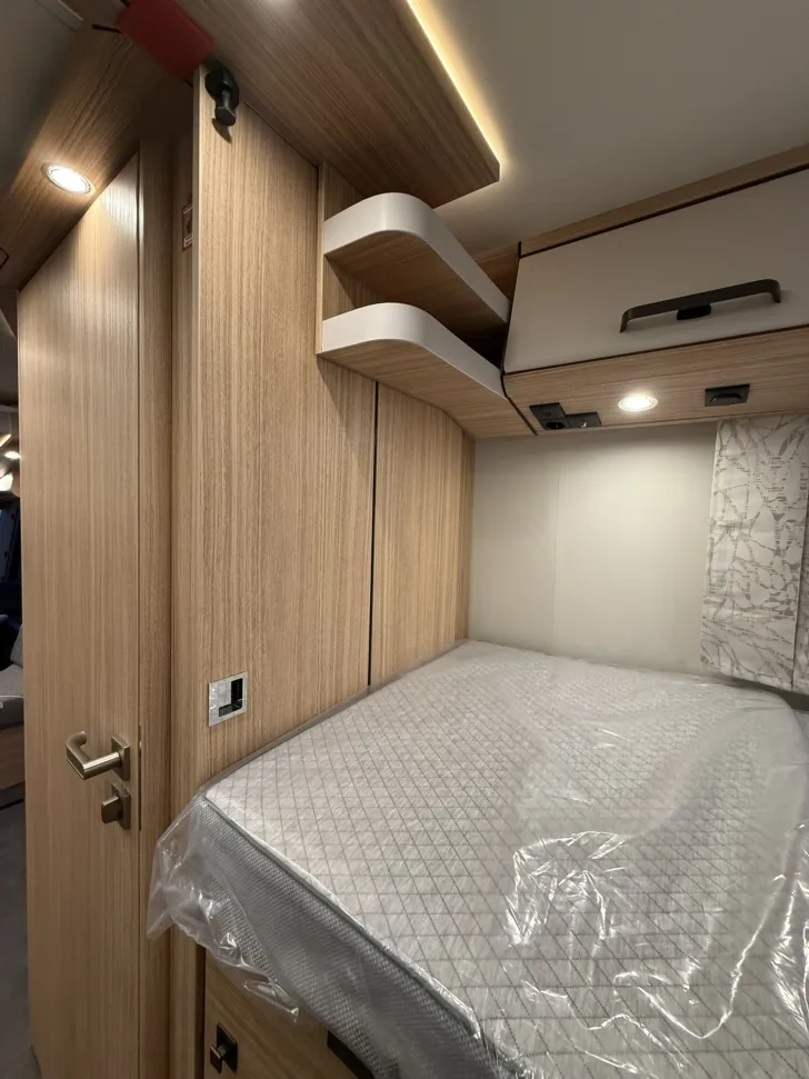 Fahrzeugbild Malibu I 450 RB LE comfort #36