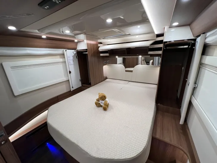 Fahrzeugbild Carthago chic e-line I 51 QB DA Mercedes (321) #27