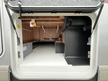 Fahrzeugbild Carthago chic e-line I 51 QB DA Mercedes (321) #39