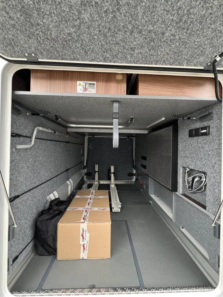 Fahrzeugbild Carthago chic e-line I 51 QB DA Mercedes (321) #40
