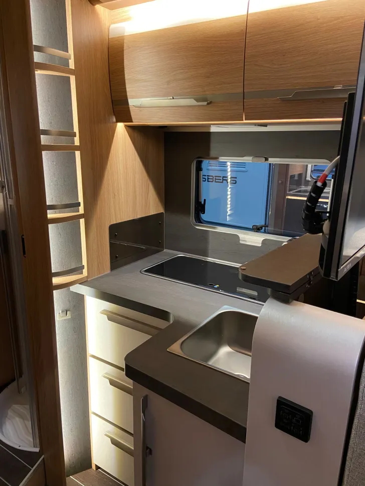 Fahrzeugbild Knaus Sky TI 700 MEG IC-Line /volle/Ausstattung-Top #13