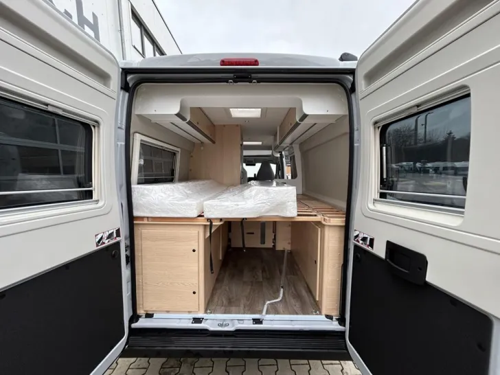 Fahrzeugbild Sunlight Cliff X 640 #19