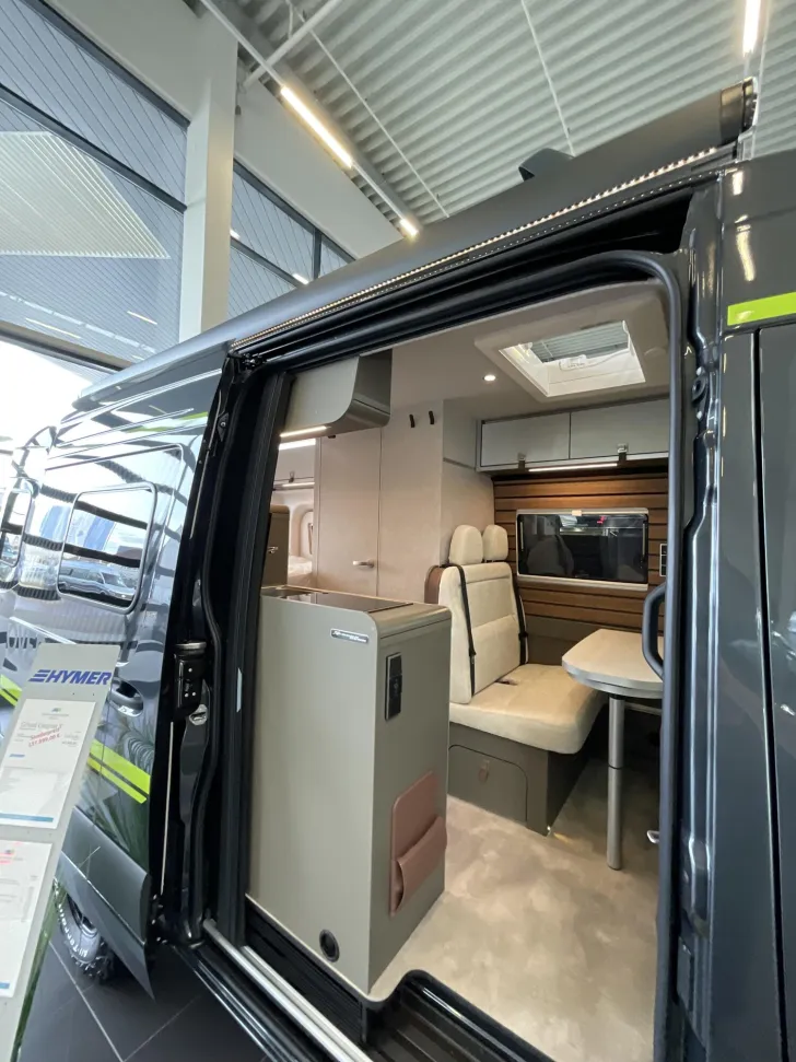 Fahrzeugbild Hymer Grand Canyon S CrossOver 600 #12