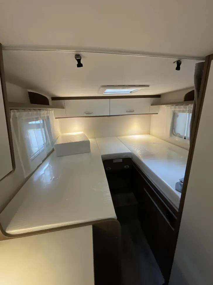 Fahrzeugbild Carado V 337 Markise, LED-Scheinwerfer, Fahrradträger #13