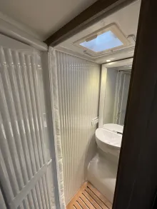 Fahrzeugbild Carado V 337 Markise, LED-Scheinwerfer, Fahrradträger #14