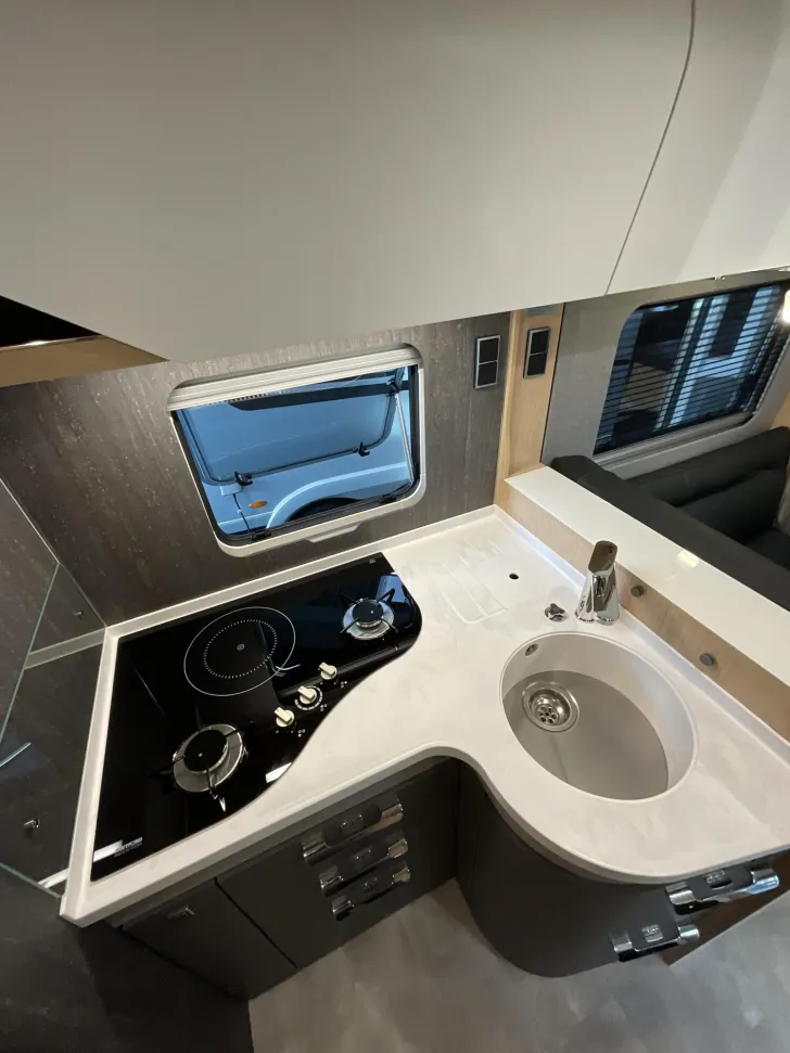 Fahrzeugbild Hymer B-Klasse ML T BlackLine 780 #14