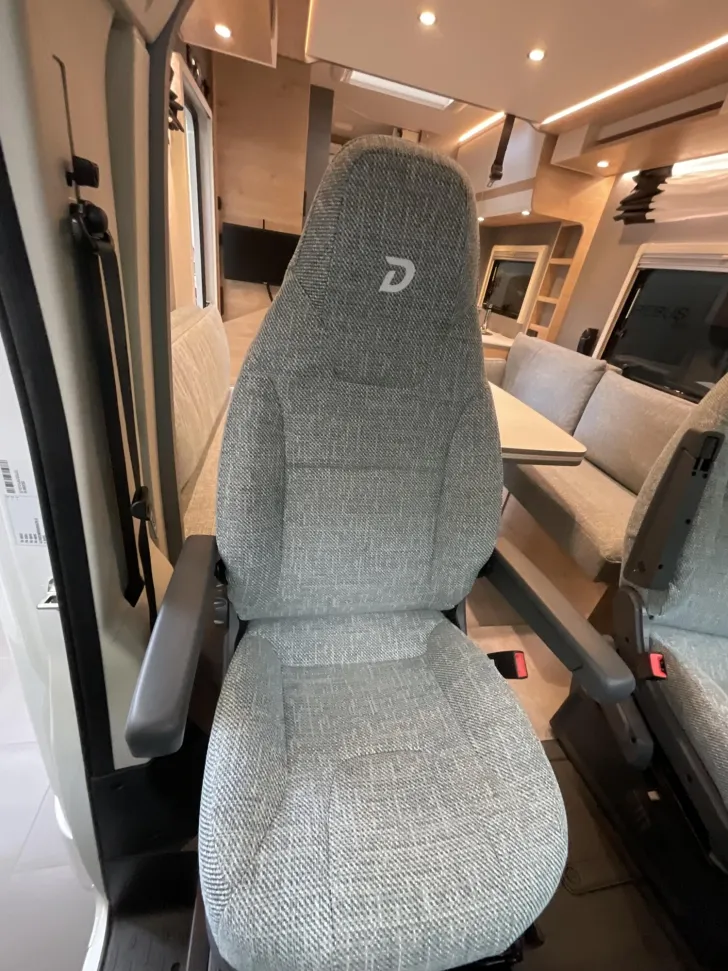 Fahrzeugbild Dethleffs Just Camp T 6762 *Abwassertank isoliert*Navi #11