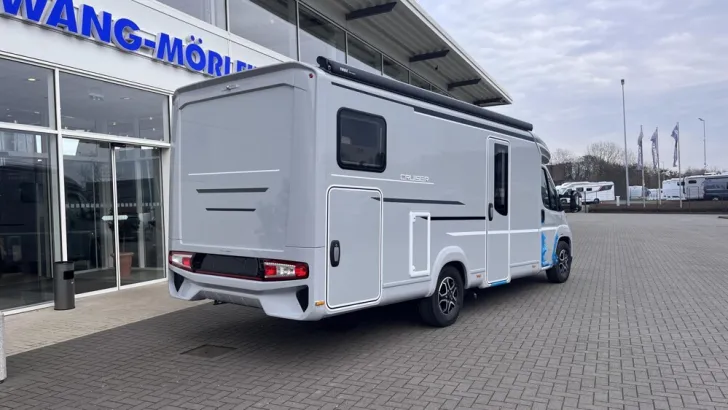 Fahrzeugbild LMC Cruiser 750 EF #2