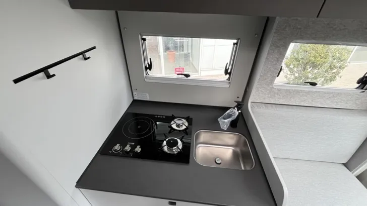 Fahrzeugbild LMC Cruiser 750 EF #8