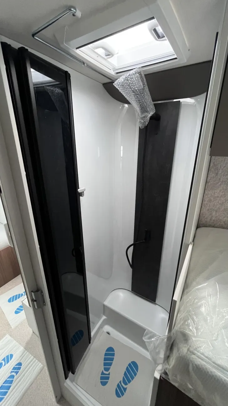 Fahrzeugbild LMC Cruiser 750 EF #10