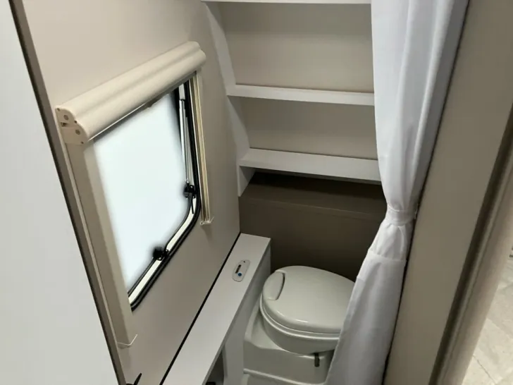 Fahrzeugbild Dethleffs c go Active 495 FR #12