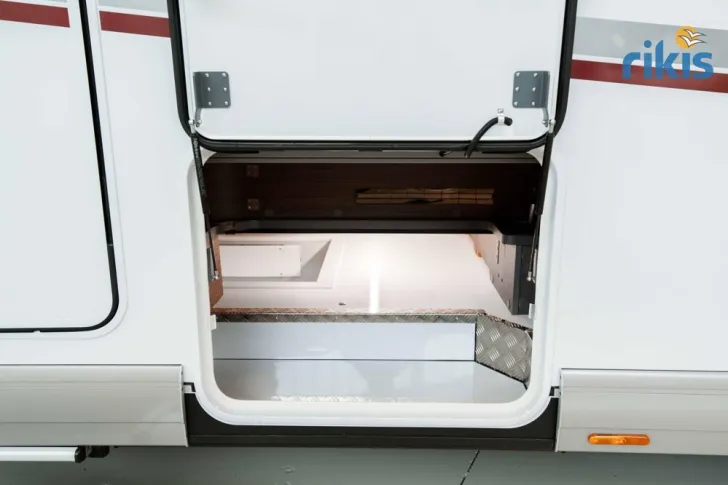 Fahrzeugbild Carthago chic c-line I 5.9 XL LE #10