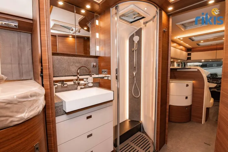 Fahrzeugbild Carthago chic c-line I 5.9 XL LE #21