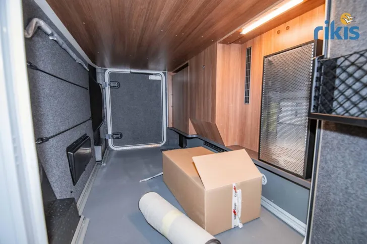 Fahrzeugbild Carthago C1-tourer T 143 KB LE comfort #8